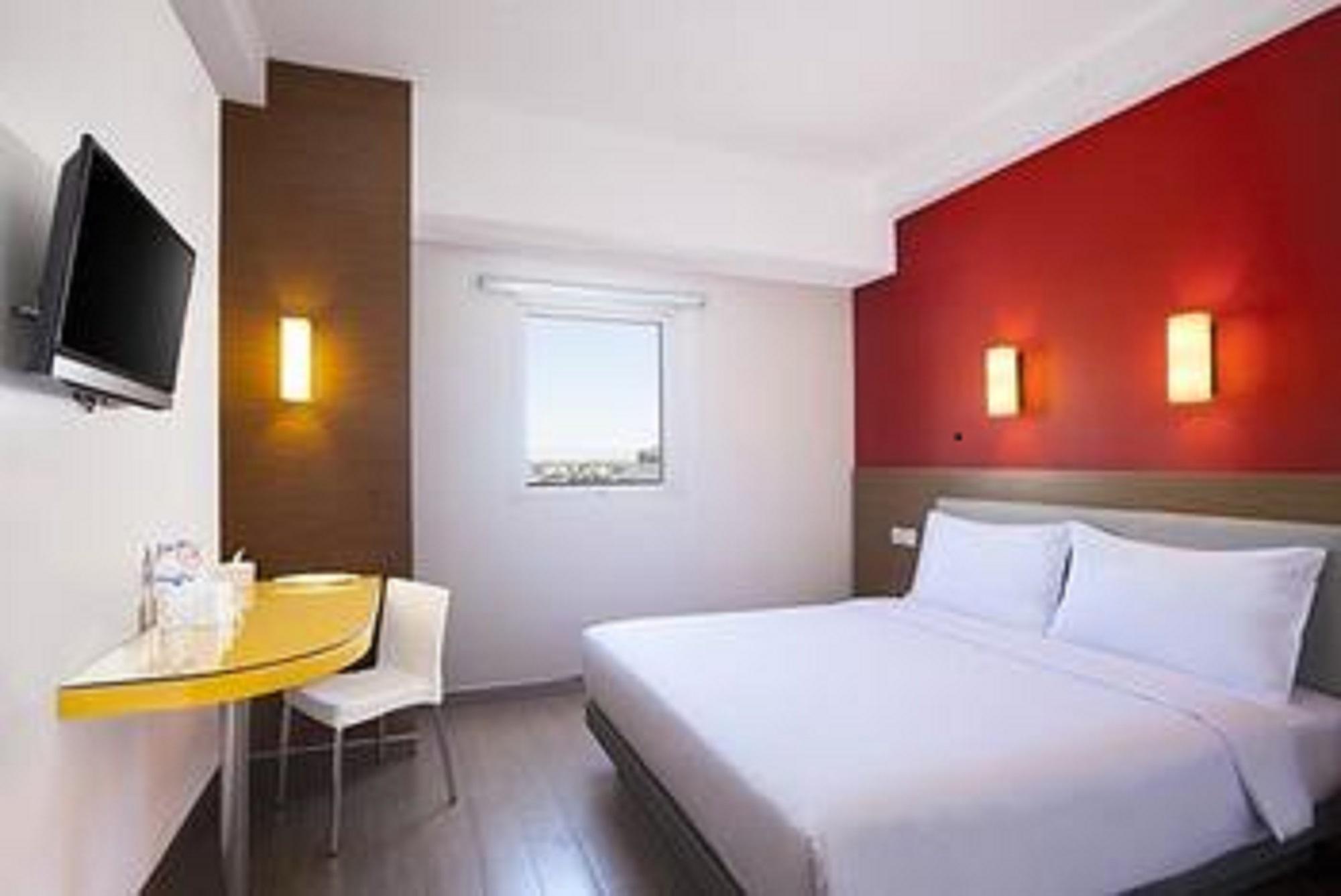Amaris Hotel Muara Bungo - Jambi Exterior photo