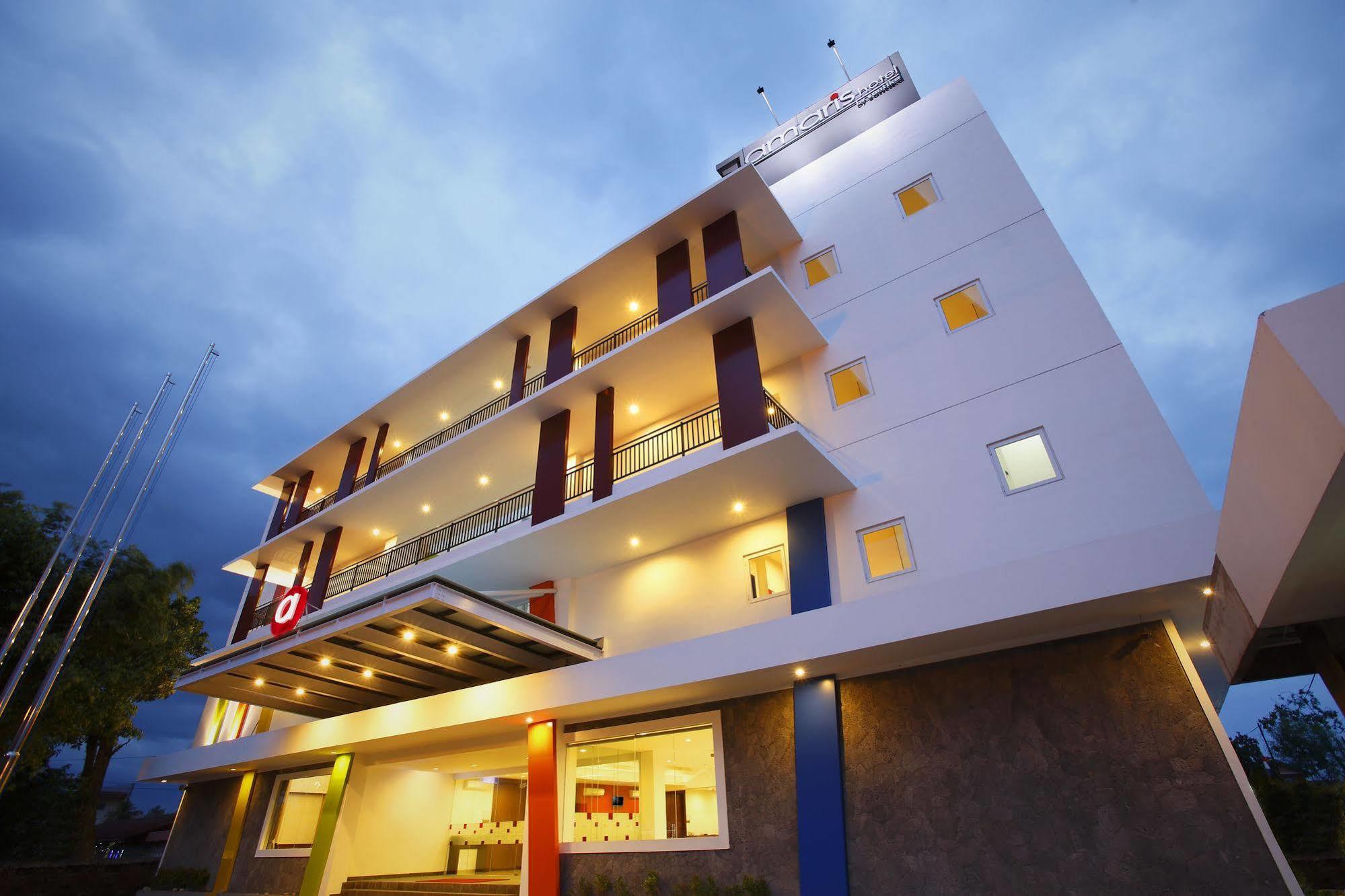Amaris Hotel Muara Bungo - Jambi Exterior photo